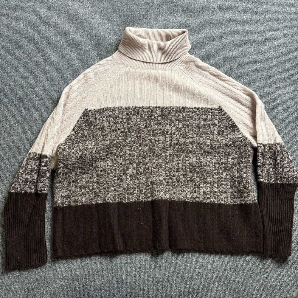 Skull Cashmere Knit Turtleneck Sweater Women's Large‎ Pullover Color Block